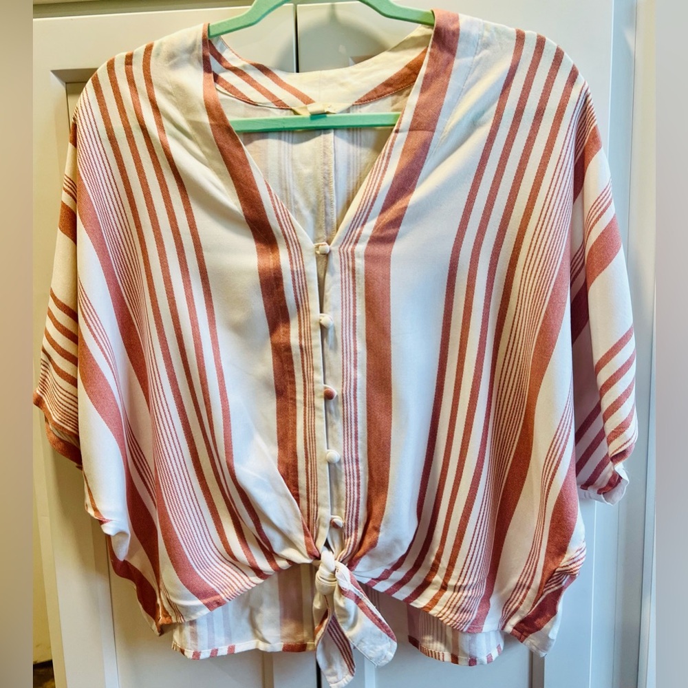 Women’s Sim and Sam Cropped Blouse, size Large.  Red and White Striped.  Y2K.